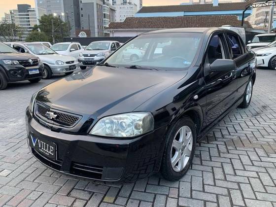 CHEVROLET ASTRA 2.0 MPFI ADVANTAGE 8V FLEX 4P AUTOMÁTICO CHEVROLET ASTRA 2.0 MPFI ADVANTAGE 8V FLEX 4P AUTOMÁTICO